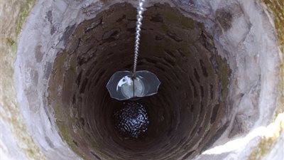 الحكومة تشكل لجنة عليا لتراخيص حفر الآبار الجوفية | مستند 