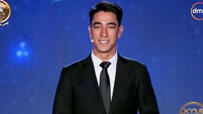 أحمد عيد يبهر لجنة تحكيم التقديم التلفزيوني في الدوم.. ومحمد سعيد محفوظ: أنت ولدت مذيع أخبار