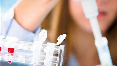 فريق بحث كوري يتوصل لجهاز استشعار يمكنه تشخيص السرطان عن طريق البول 