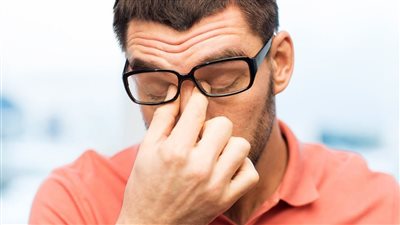 ضبابية الرؤية.. علامات تحذيرية تظهر على العين تشير لخطر الإصابة بالسكتة الدماغية