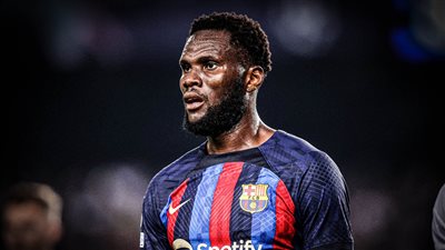 فرانك كيسي: أريد الاستمرار في برشلونة حتى نهاية عقدي 