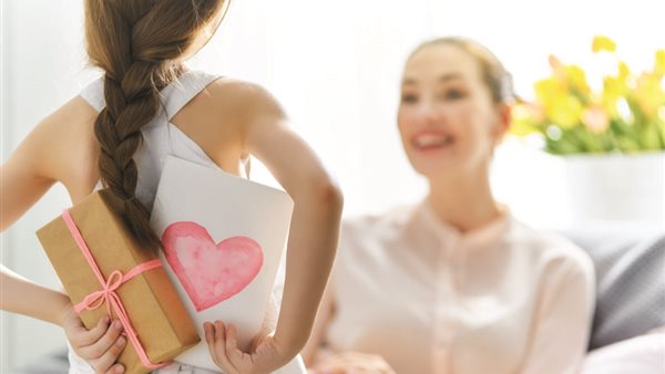 هدايا عيد الام