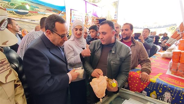 افتتاح معرض أهلا