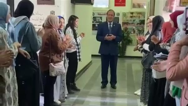 ممر شرفي لرئيس قسم