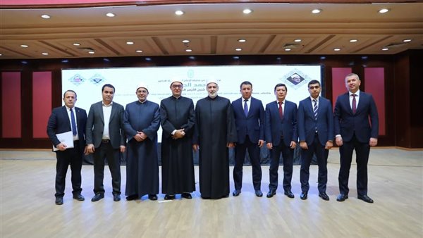 المشاركون في تكريم