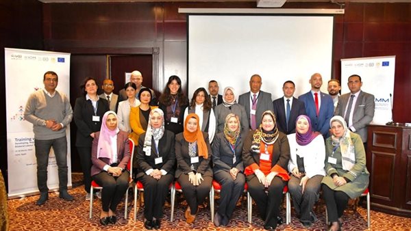 جانب من الندوة