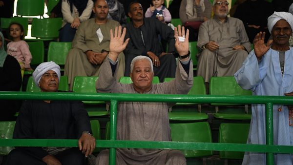 فرحة الفائزين بقرعة