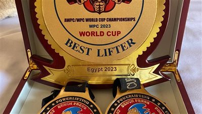 8 أبطال من ذهب بجامعة القناة في بطولة كأس العالم بالغردقة