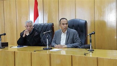 نائب محافظ المنيا: لا تهاون مع أي تقصير في تأمين سلامة العمال والمهندسين عند تنفيذ المشروعات
