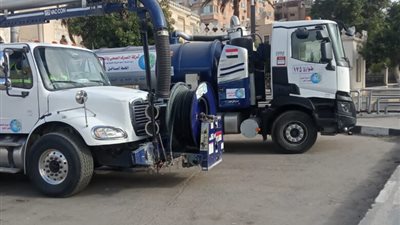 انتشار معدات شفط المياه بشوارع القاهرة والجيزة تحسبا لسقوط أمطار
