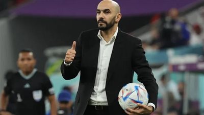 وليد الركراكي يحصد جائزة أفضل مدرب في إفريقيا لعام 2023
