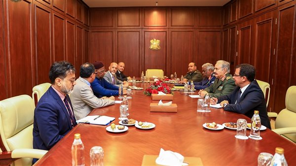 حفتر والمبعوث الأممي