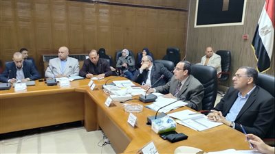 محافظ شمال سيناء يعلن سحب قرارات الجزاءات الموقعة على العاملين 