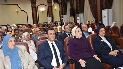 رئيس هيئة تعليم الكبار: تعليم القراءة والكتابة لا يكفي لتحقيق أهداف التنمية المستدامة