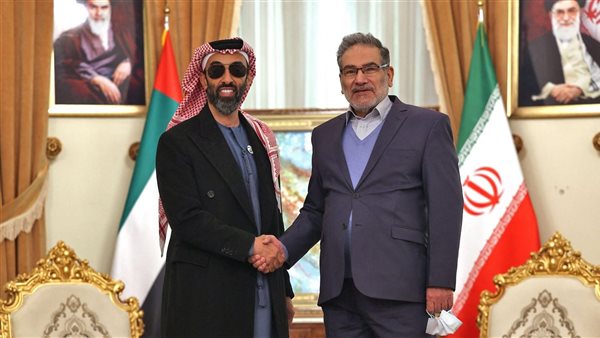 لقاء سابق بين مسؤولي