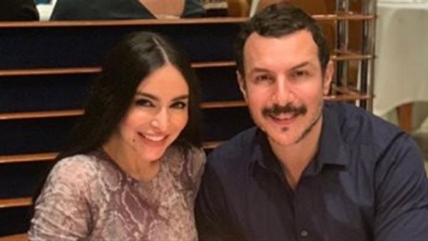 باسل خياط وزوجته