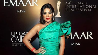 إنجي المقدم: بكيت من مشهد مناجاة محمود عبد المغني في صاحب المقام.. ومش بشوف نفسي نجمة