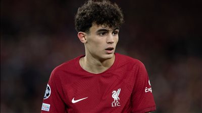 ستيفان بايتشيتش لاعب ليفربول يعلن غيابه حتى نهاية الموسم