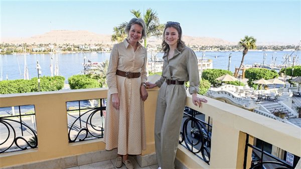 ملكة بلجيكا وإبنتها