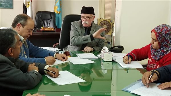 الدكتور حاتم أنور