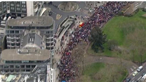 جانب من المسيرة