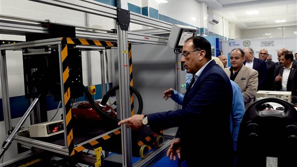 مدبولى بافتتاح المعامل