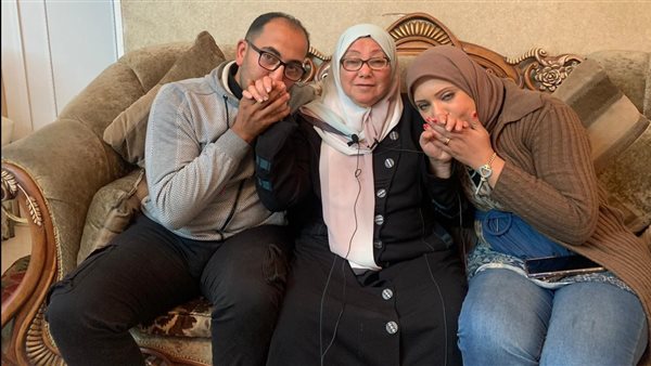 الأم المثالية بـ