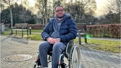 أحمد ثروت يكشف تطورًا جديدًا في حالته الصحية بعد 35 يومًا من دخوله المستشفى 