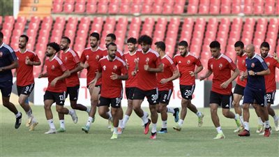 موعد عودة ثلاثي الأهلي المحترف للتدريبات الجماعية استعدادًا لمواجهة الهلال 