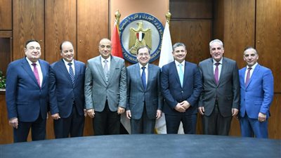 مباحثات مصرية أردنية لمد المملكة بالغاز الطبيعي للسيارات والمنازل