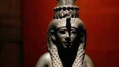 متحف آثار الغردقة يعلن عرض تمثال للمعبودة إيزيس الأم بمناسبة الاحتفال بعيد المرأة 
