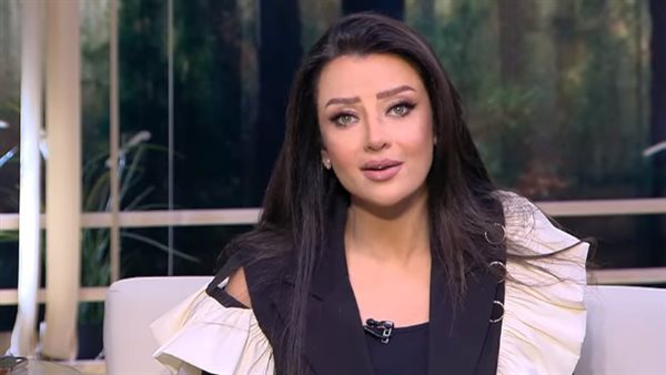 رضوى الشربيني 