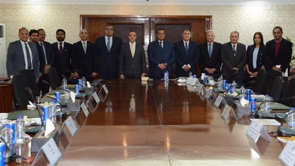 وزير التنمية المحلية