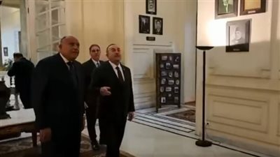 جولة تفقدية لأوغلو بمقر وزارة الخارجية في قصر التحرير│ فيديو