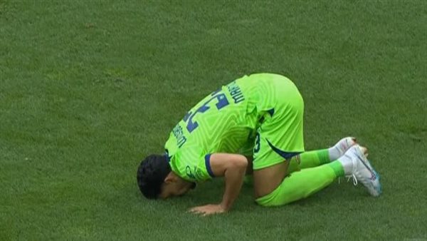 عمر مرموش عقب تسجيله