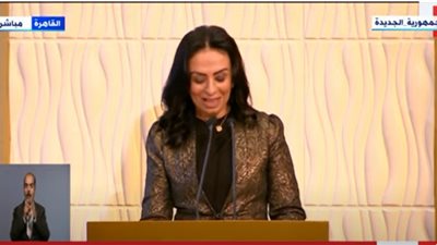 مايا مرسي: لأول مرة نعمل على تسجيل علامة تجارية جماعية للمرأة المصرية لحرفة التلي