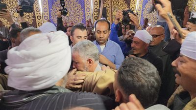 بتقديم الكفن.. إنهاء خصومة ثأرية دامت لأكثر من عامين بالأقصر | صور