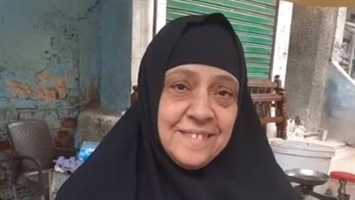 قصة كفاح بائعة عطارة بالجيزة: بشقى بقالي 44 سنة عشان أجيب لقمة العيش | بث مباشر