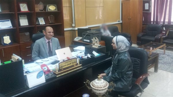 عميد كلية الصيدلة