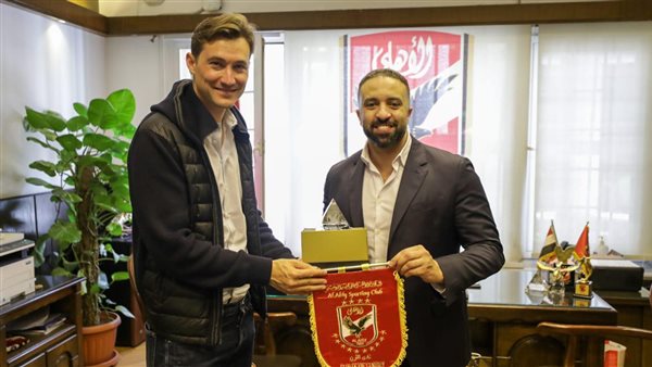 الأهلي وقادش