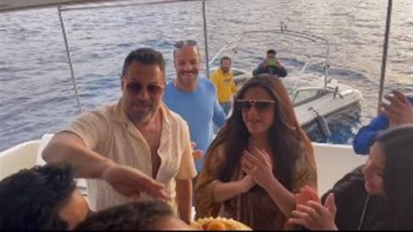 ياسمين عبد العزيز