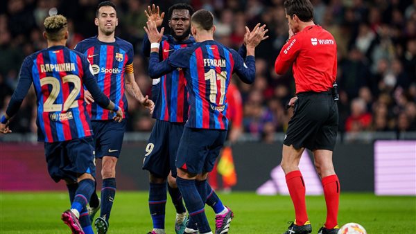 لاعبو برشلونة - أرشيفية