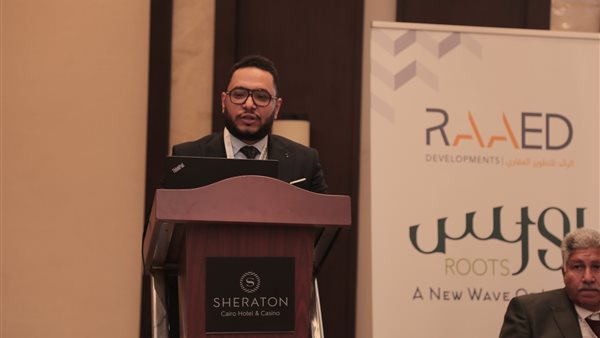 محمد خلف الله، الخبير