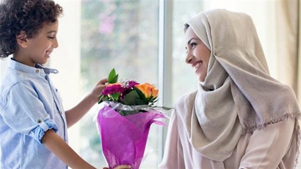 حكم الاحتفال بعيد