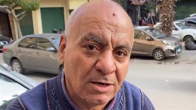 عم حمادة يطعم القطط والكلاب يوميًا بعابدين: بحبهم وهفضل خدامهم لآخر يوم في عمري | بث مباشر