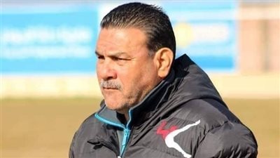 وفاة طارق زوز لاعب السويس في عصره الذهبي أثناء مباراة مع قدامى اللاعبين