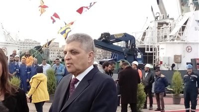 الفريق أسامة ربيع: جار وضع خطة لجعل قناة السويس خضراء بالكامل بحلول 2030