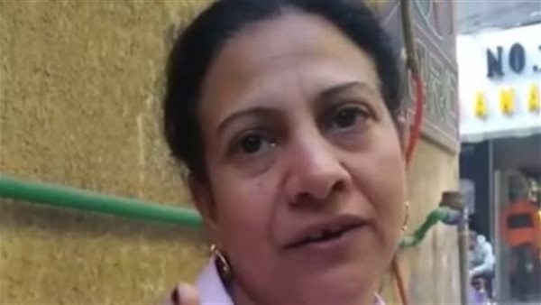  السيدة آمال والدة