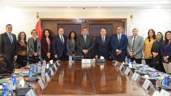 اللواء هشام آمنة