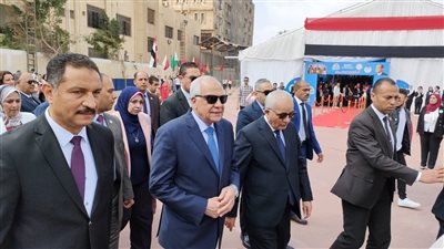 مدير تعليم الجيزة: طلاب ذوي الهمم نجوم ويصنعون المعجزات